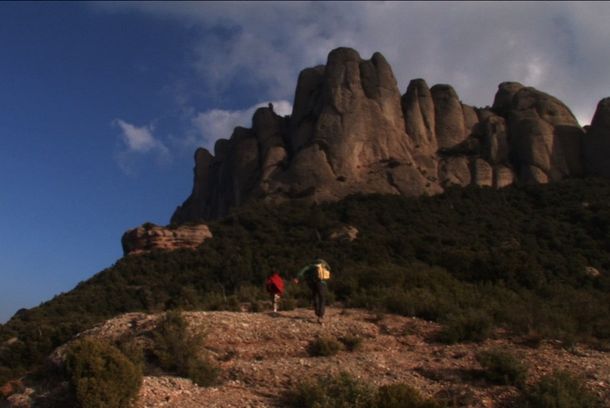 still / picture for La montaña / The mountain