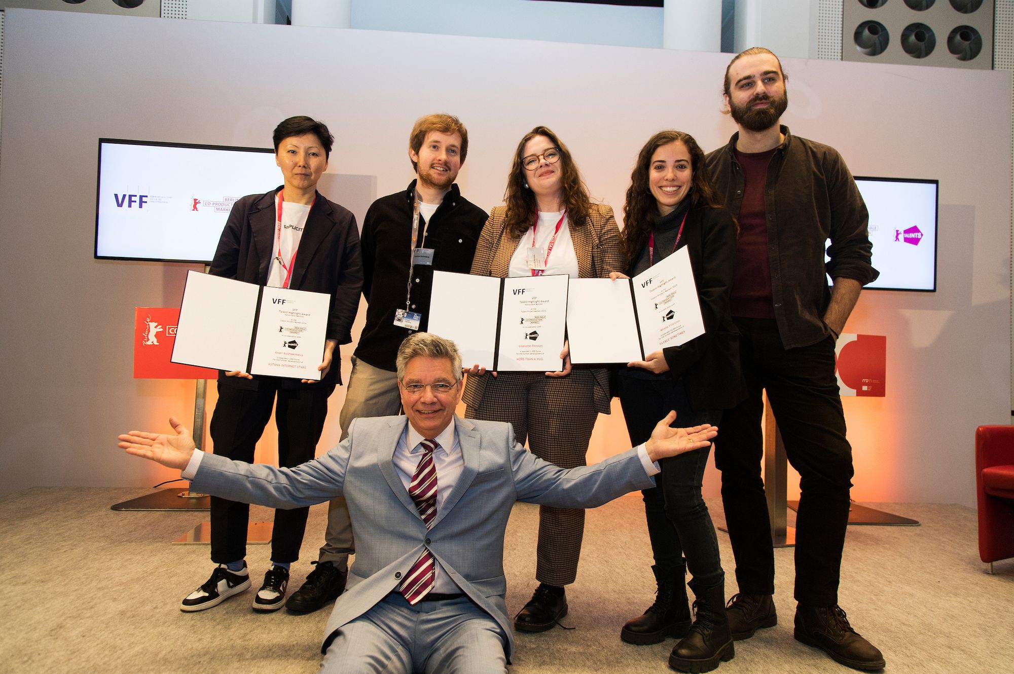 The nominees and winners of the VFF Talent Highlight Award with VFF's Alexander Thies.